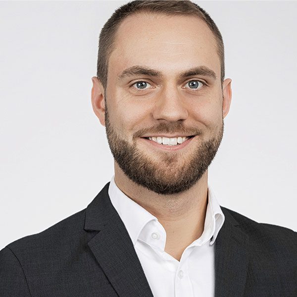 Andreas-Hein Porträtfoto von Andreas Hein, Berater bei der Below Tippmann & Compagnie Personalberatung GmbH