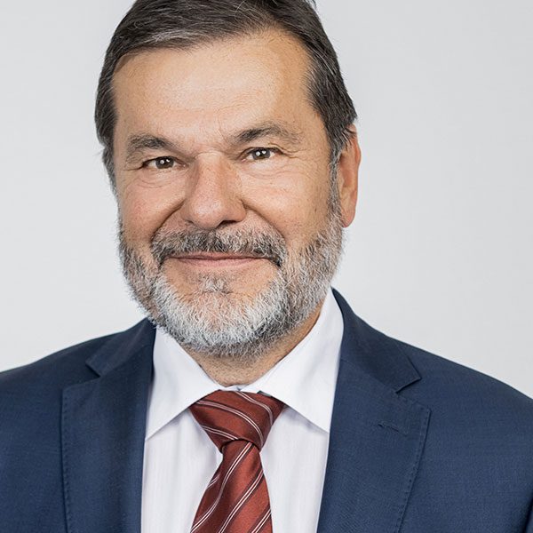 Juergen-Below Portrait photo of Jürgen Below, Managing Director of BT...