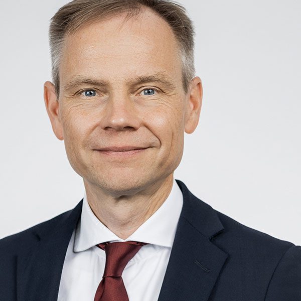 Das Porträtfoto des Jürgen Niemann, Geschäftsführender Gesellschafter bei der Below Tippmann & Compagnie Personalberatung GmbH
